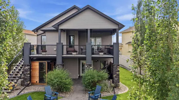 106 Oaklands CRES, Red Deer, AB T4P 0C4