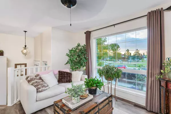 7 Ralston CRES, Red Deer, AB T4P3Y5