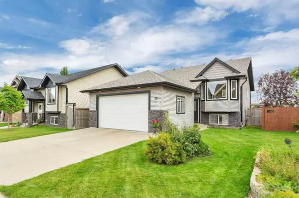 79 Stephenson CRES, Red Deer, AB T4R 0L6