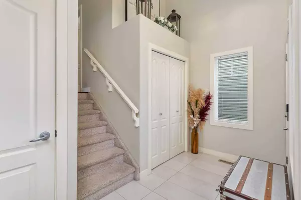 149 Carrington DR, Red Deer, AB T4P 0G5