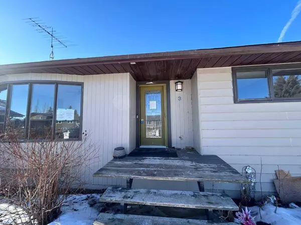 3 Meadowlark DR, Sedgewick, AB T0B 4C0