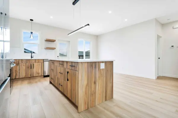 77 Maclean Close, Blackfalds, AB T4M 0H4