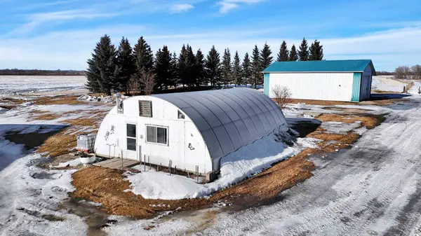 27556 Township Road 372, Rural Red Deer County, AB T4G 0M5