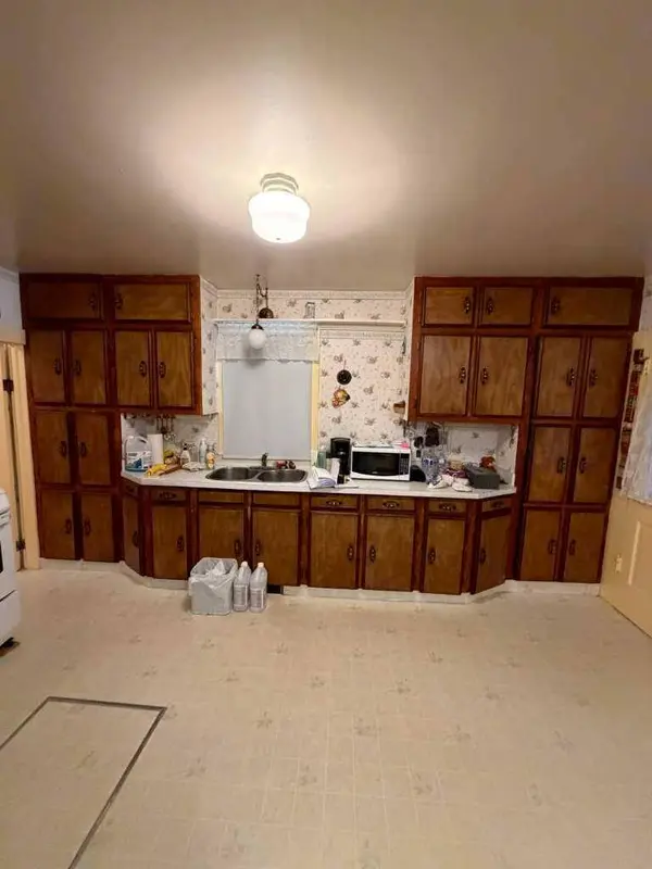 85 OLIVER AVE, Gull Lake, AB T0C 2J0