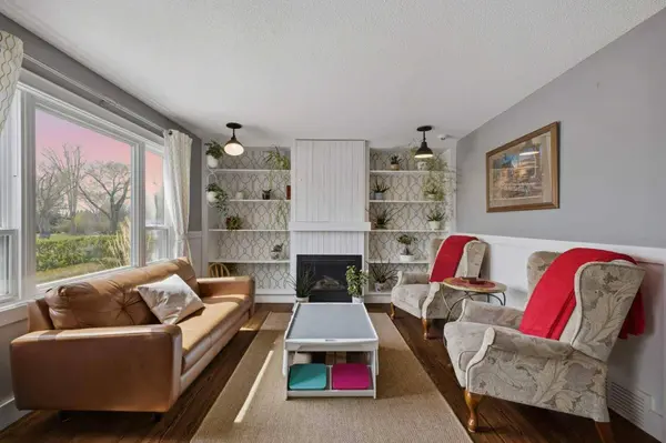 6 Otterbury AVE, Red Deer, AB T4N 4Z9