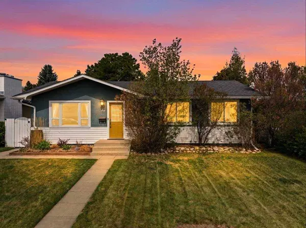6 Otterbury AVE, Red Deer, AB T4N 4Z9