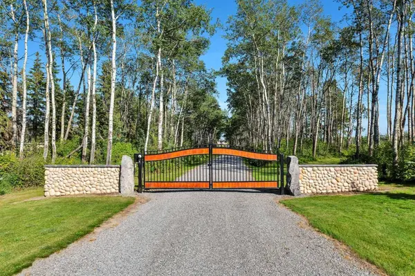 38551 Range Road 21, Rural Red Deer County, AB T4E 2M7