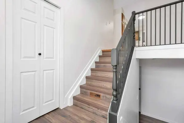 3 Goodacre Close, Red Deer, AB T4P3A3