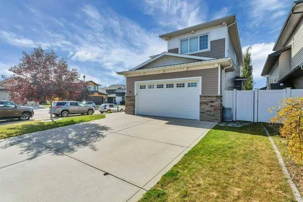 66 Morris CT, Blackfalds, AB T4M0B7