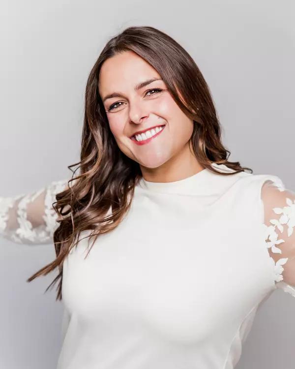 Cassie Orlando Real Estate - Central Alberta - Coldwell Banker OnTrack Realty 