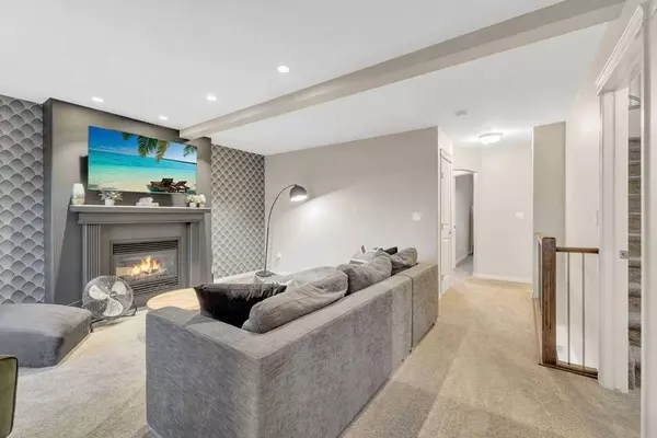 47 Street ST #5026, Sylvan Lake, AB T4S 1C5