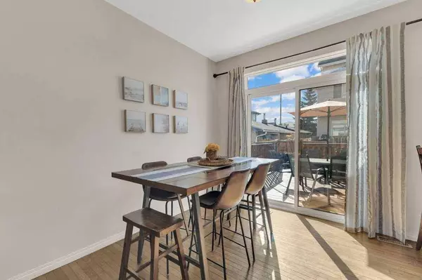 5024 47 ST, Sylvan Lake, AB T4S 1C5