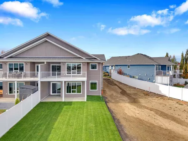 15 Rosse PL, Sylvan Lake, AB T4S 0M7