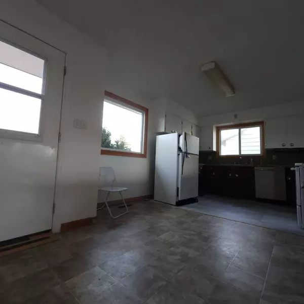 5125 48 AVE, Rimbey, AB T0C2J0