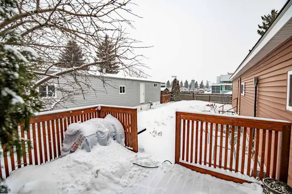 5344 76 ST #185, Red Deer, AB T4P2A6