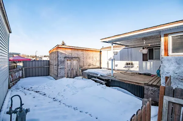 5344 76 ST #3, Red Deer, AB T4P2A6