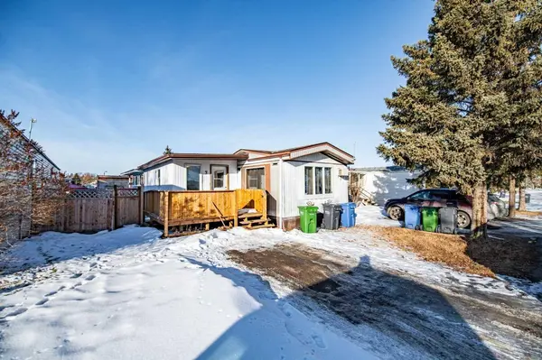 5344 76 ST #3, Red Deer, AB T4P2A6