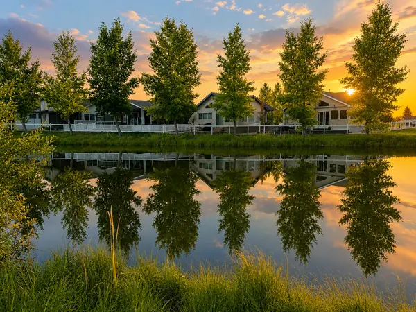 feature image of When Is the Best Time to Buy a Recreation Property in Alberta?