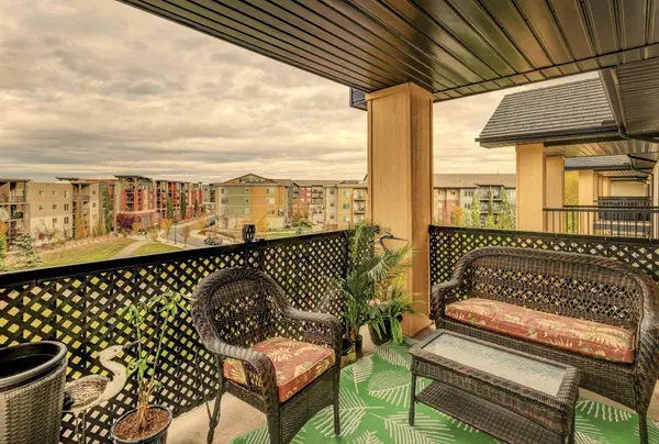 304 Mackenzie WAY SW #8401, Airdrie, AB T4B 3H8