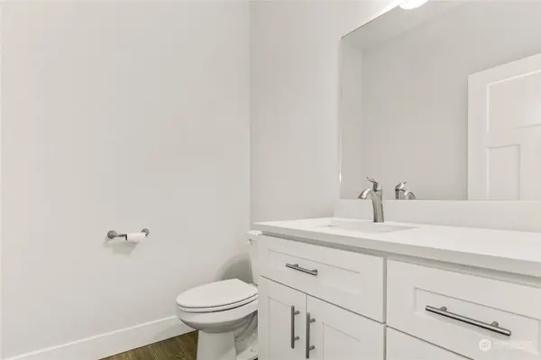 2403 79th AVE SE #110, Tumwater, WA 98501