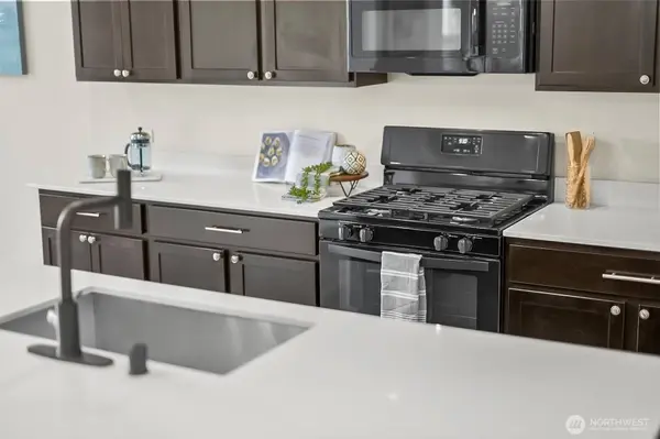 9018 Viola ST SE, Tumwater, WA 98501