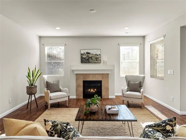 8627 Atlas AVE NE, Lacey, WA 98516