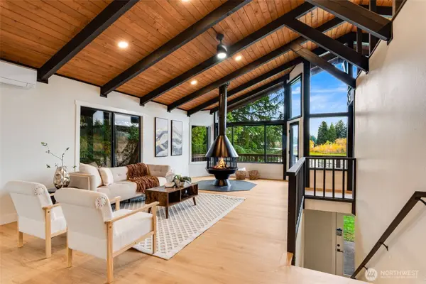 5609 Henslin DR SE, Olympia, WA 98513