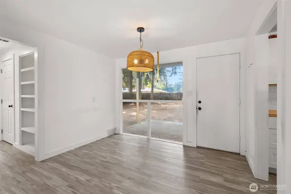 8518 Mount Tacoma DR SW, Lakewood, WA 98498