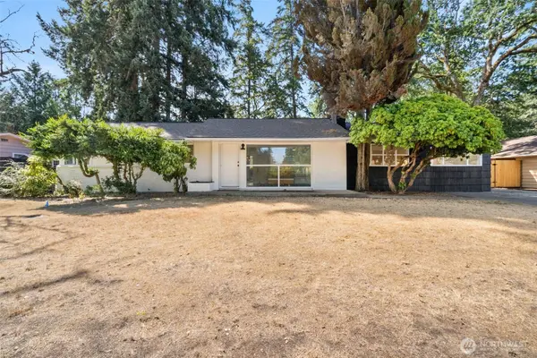 8518 Mount Tacoma DR SW