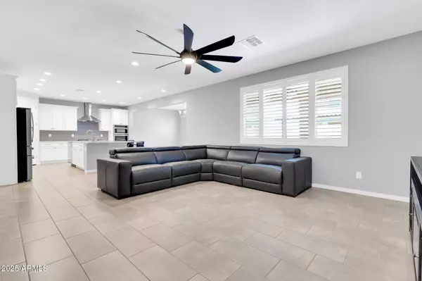 550 E ZION Place, Chandler, AZ 85249