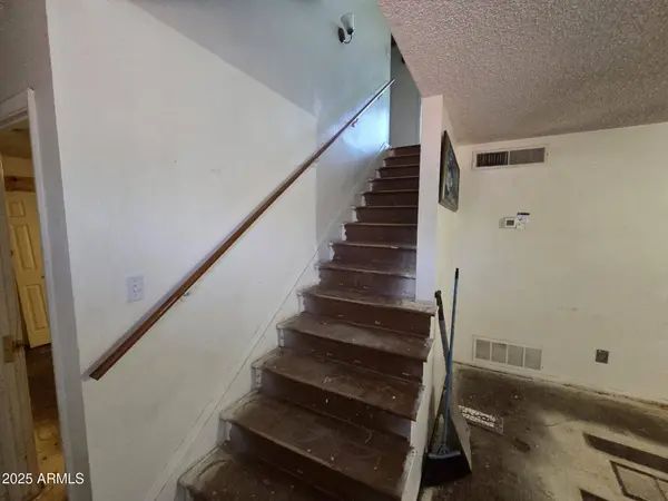 4112 S Grandview Avenue, Tempe, AZ 85282