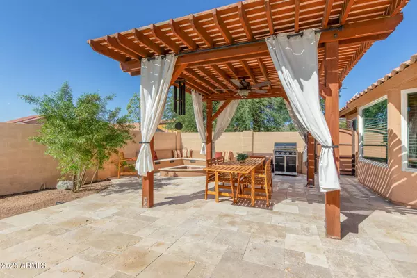 3801 E Blue Flax Avenue, Phoenix, AZ 85044