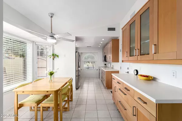 3801 E Blue Flax Avenue, Phoenix, AZ 85044