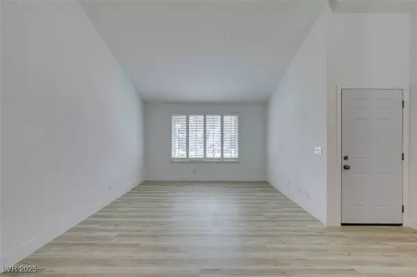 5608 Ridgeline Avenue, Las Vegas, NV 89107