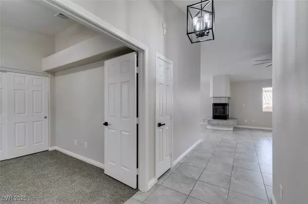 9436 Mount Cash AVE #101, Las Vegas, NV 89129