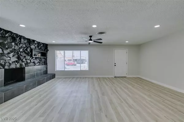 4393 Swandale AVE, Las Vegas, NV 89121