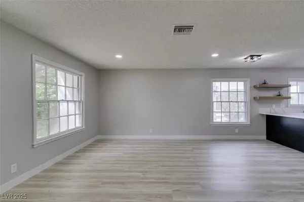 4782 Roberta ST #1, Las Vegas, NV 89119