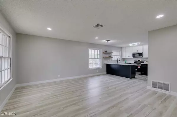 4782 Roberta ST #1, Las Vegas, NV 89119