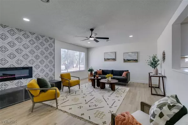 1697 Silver Mesa WAY, Las Vegas, NV 89169