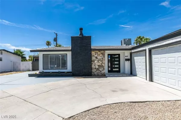 1697 Silver Mesa WAY, Las Vegas, NV 89169