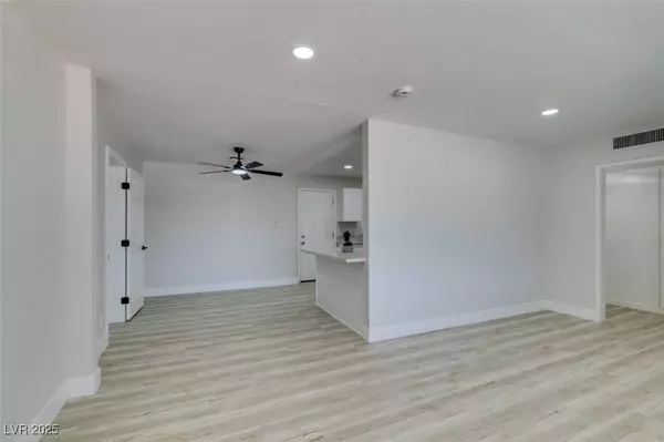 1825 Howard AVE, Las Vegas, NV 89104