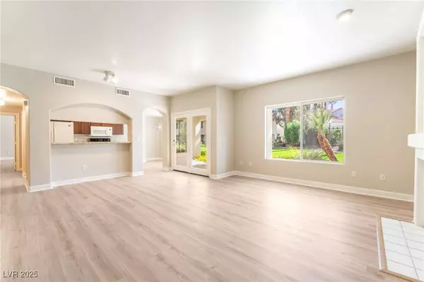 7629 Valley Green DR #202, Las Vegas, NV 89149