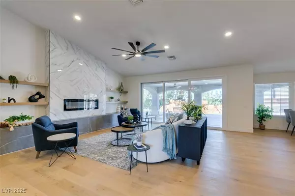 8516 Brownstone CT, Las Vegas, NV 89139