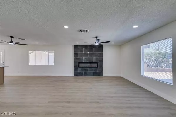 4539 Palmdale CT, Las Vegas, NV 89121