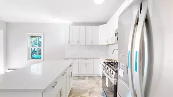 10701 Liverpool ST, Jamaica, NY 11435