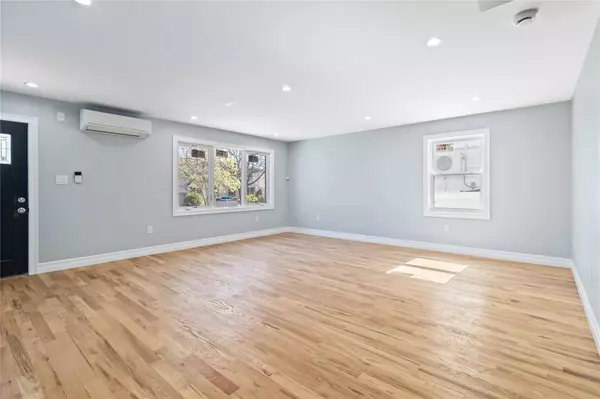 163-23 Sayres Avenue, Jamaica, NY 11433