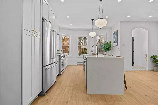 213 East 9th ST, Brooklyn, NY 11218