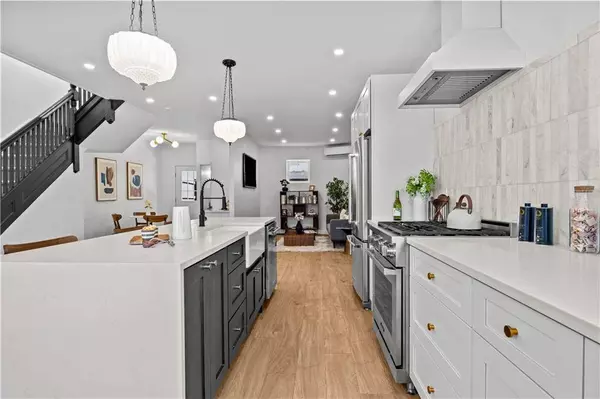 213 East 9th ST, Brooklyn, NY 11218