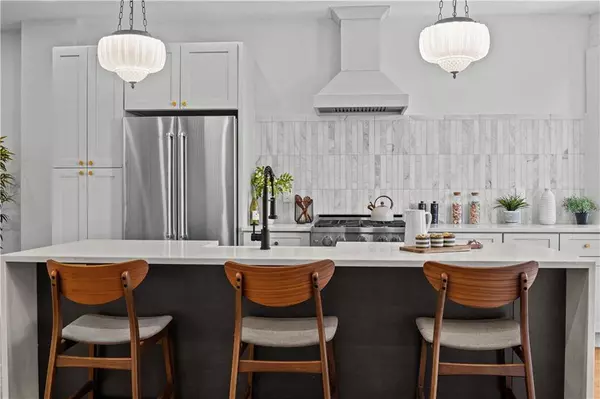 213 East 9th ST, Brooklyn, NY 11218