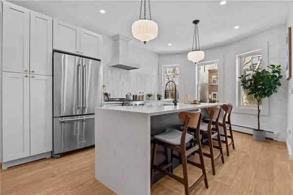 213 East 9th ST, Brooklyn, NY 11218